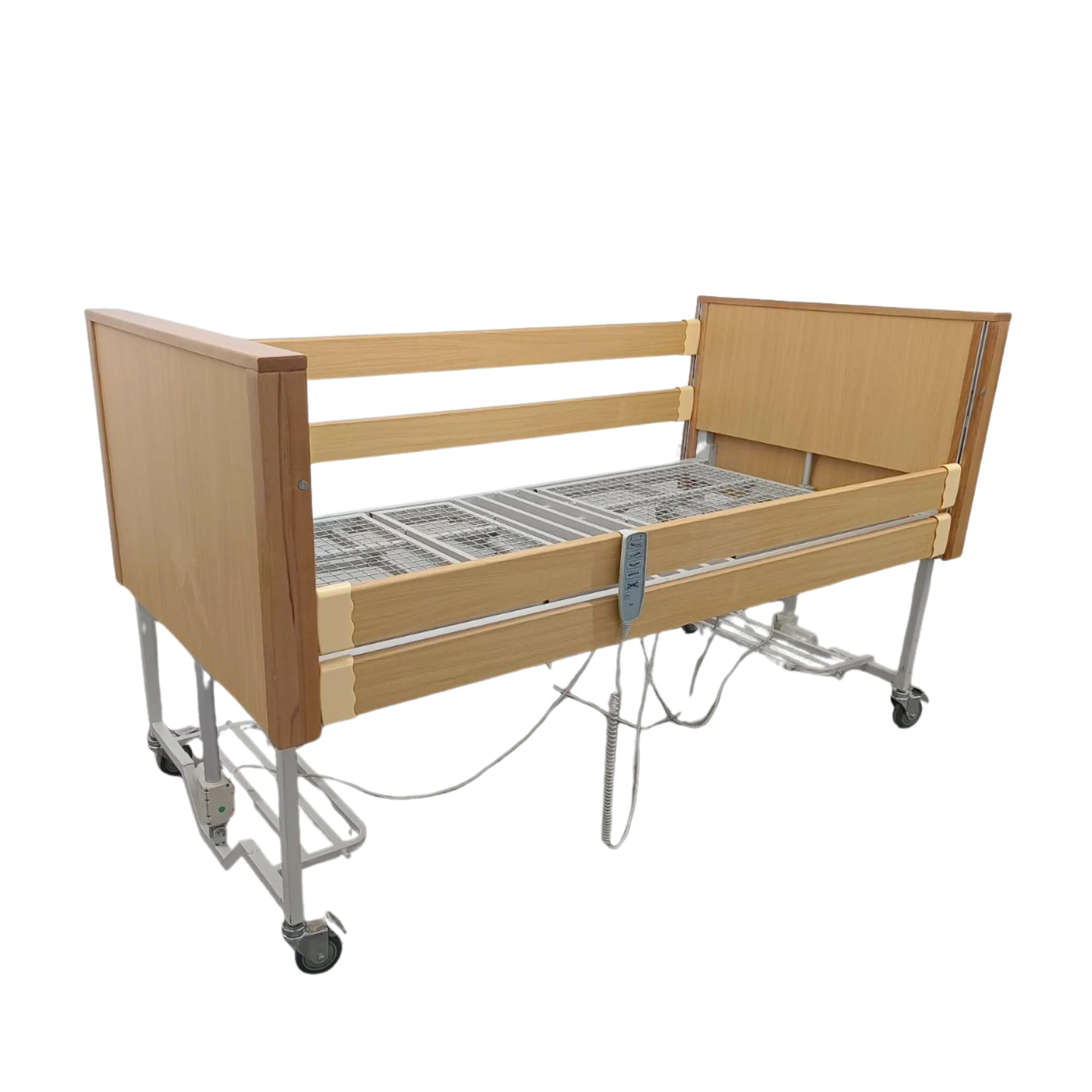 Letto Ospedaliero Elettrico a 5 Funzioni in Rovere e Acciaio 4 motori - Materasso in Omaggio - Degenza e Anziani - Image 5